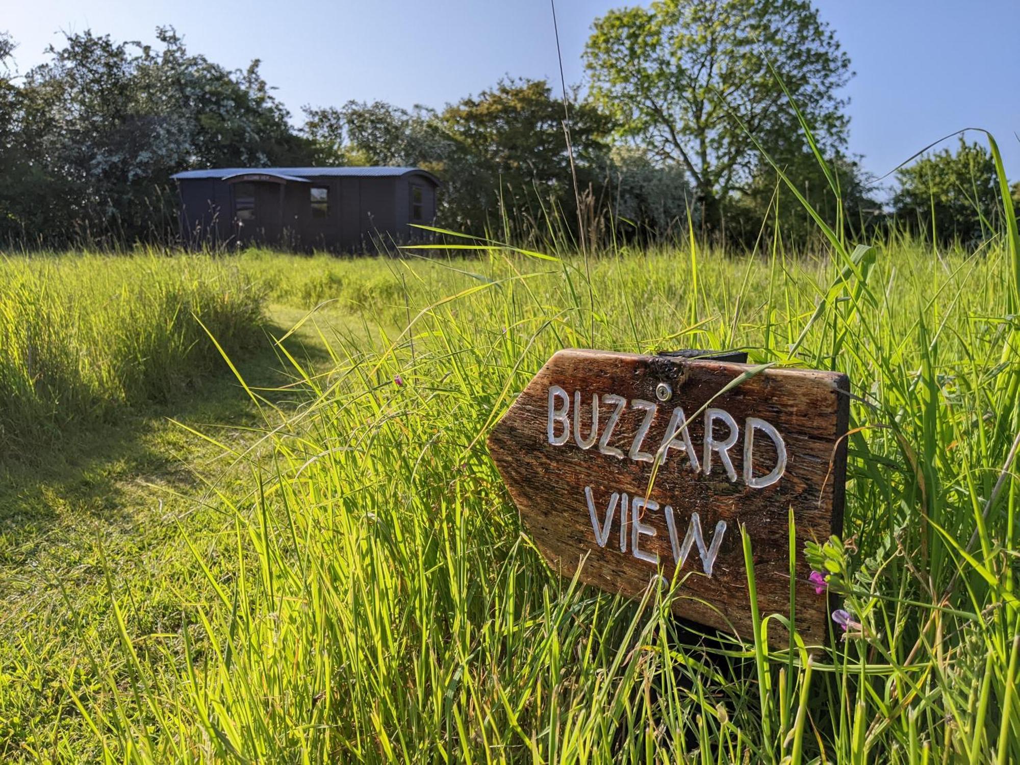 Готель Blue Sky Huts Chediston Екстер'єр фото